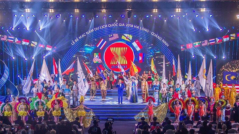 Bế mạc Năm du lịch quốc gia tại FLC Hạ Long Bế mạc Năm du lịch quốc gia tại FLC Hạ Long