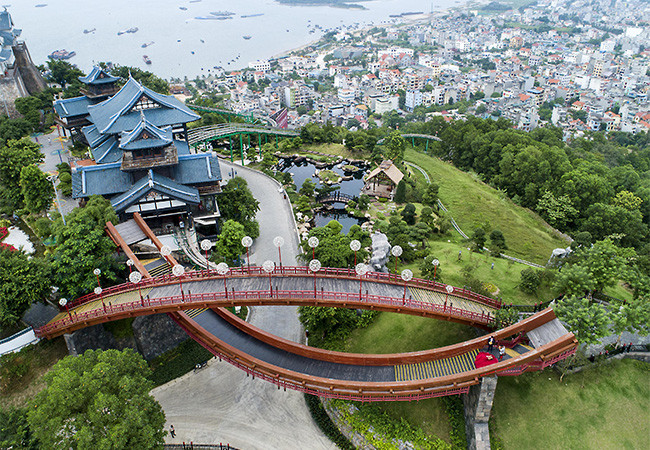 Hành khách hạ cánh sân bay Vân Đồn sẽ được nhiều ưu đãi tại khu vui chơi Sun World Halong Complex