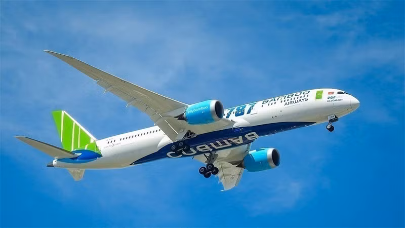 Tính riêng 10 tháng đầu năm, Bamboo Airways tiếp tục đúng giờ nhất toàn ngành hàng không Việt Nam với tỉ lệ OTP đạt 95,7%.