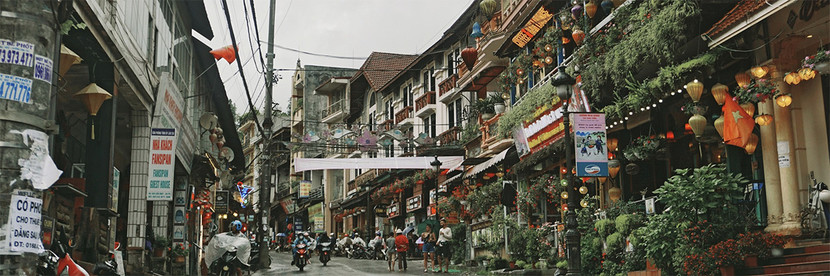 Phố Cầu Mây là tâm điểm kinh doanh sầm uất tại thị xã Sa Pa