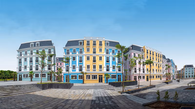 Diện mạo shophouse Melodia tại Bãi Kem sắp thay đổi khi hàng loạt nhà hàng, khách sạn đi vào vận hành