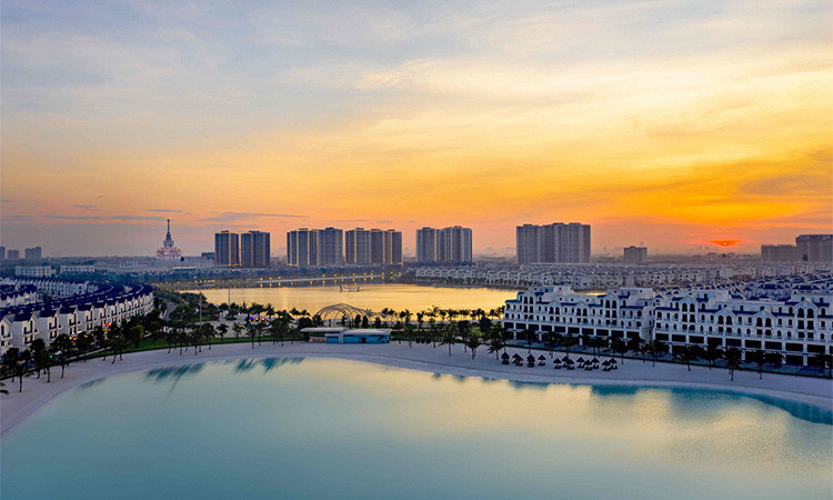 Mô hình “Thành phố biển hồ” độc đáo tại Vinhomes Ocean Park: biển hồ nước mặn lớn thứ 6 thế giới sử dụng giải pháp công nghệ tiên tiến bậc nhất, hồ nước ngọt trải cát trắng nhân tạo 24,5ha lớn nhất Việt Nam