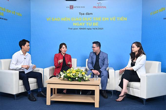 Các chuyên gia đều đồng ý nên dạy con quản lý tài chính càng sớm càng tốt.