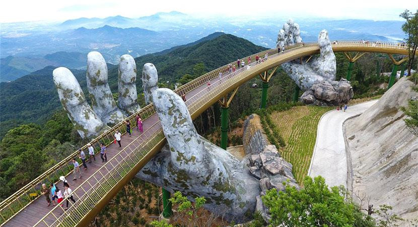 Cầu Vàng - Sun World Ba Na Hills (Đà Nẵng)