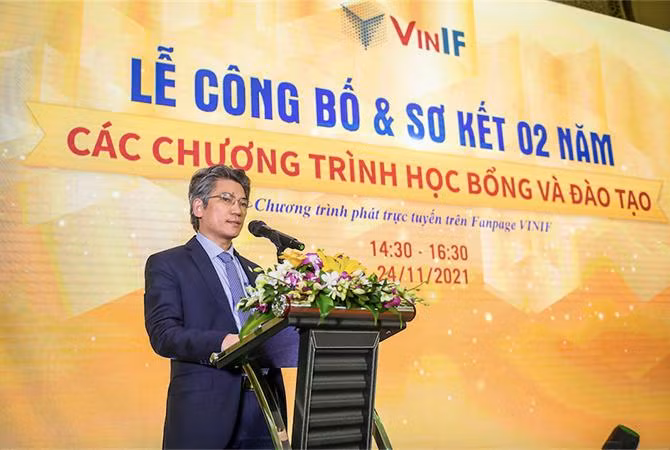 GS. TS. Nguyễn Hải Nam - Hiệu trưởng trường Đại học Dược Hà Nội nhận định về chính sách tài trợ học bổng của VinIF GS. TS. Nguyễn Hải Nam - Hiệu trưởng trường Đại học Dược Hà Nội nhận định về chính sách tài trợ học bổng của VinIF