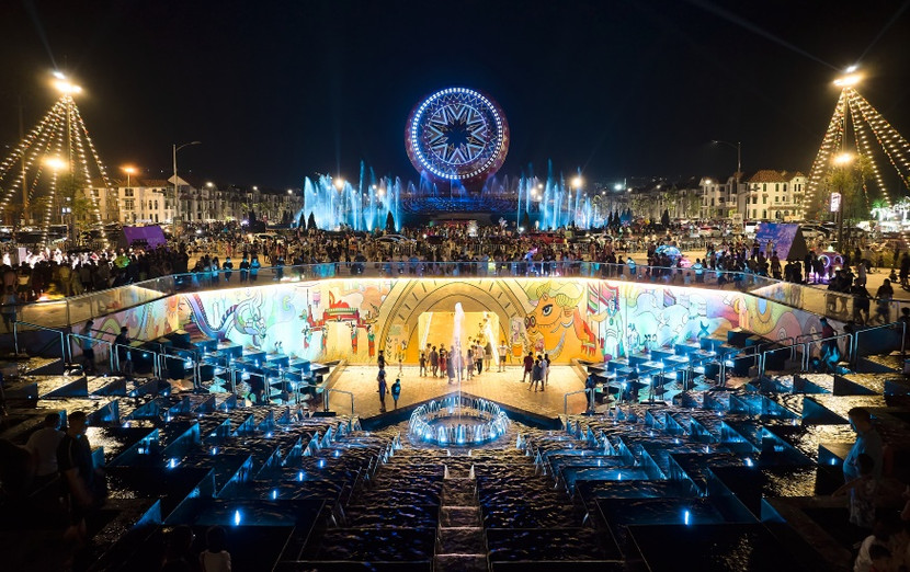 Show nhạc nước quy mô tại Quảng trường Công viên lễ hội thuộc KĐT Sun Urban City