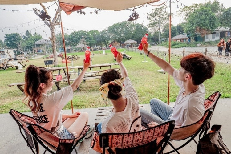 Với tiêu chuẩn 3 Không, Trà Thanh Nhiệt Dr Thanh là lựa chọn sành sỏi của người trẻ hiện đại để thanh lọc cơ thể, giúp bản thân tươi mát mỗi ngày Với tiêu chuẩn 3 Không, Trà Thanh Nhiệt Dr Thanh là lựa chọn sành sỏi của người trẻ hiện đại để thanh lọc cơ thể, giúp bản thân tươi mát mỗi ngày