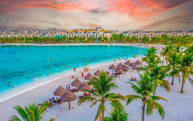 Shop chân đế Vinhomes Ocean Park hưởng lợi lớn từ dòng khách du lịch tới vui chơi tại các tiện ích của đại đô thị