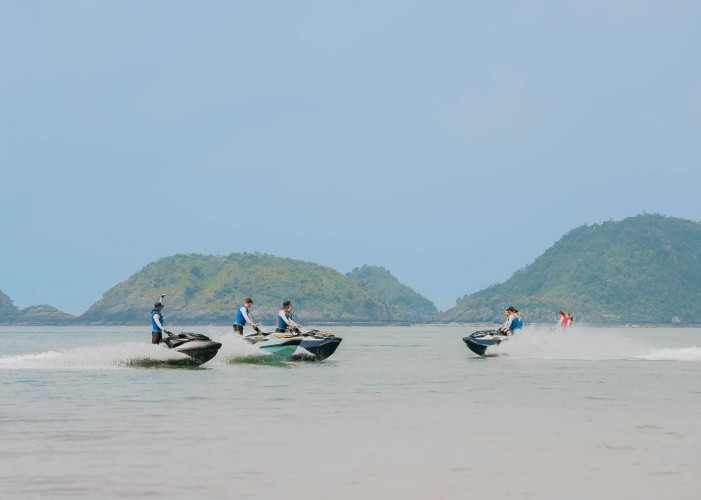 Các vận động viên tập luyện cường độ cao cho đêm khai mạc