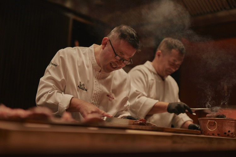 Bếp trưởng Yamaguchi Hiroshi Bếp trưởng Yamaguchi Hiroshi