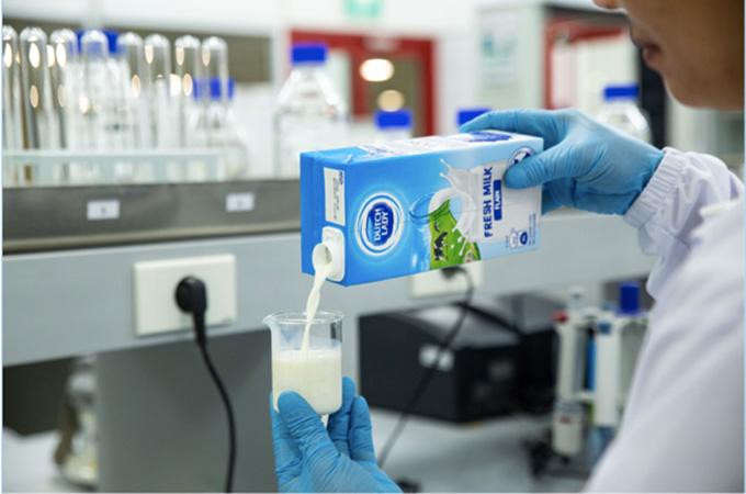 Suốt 145 năm qua, Cô Gái Hà Lan luôn nỗ lực không ngừng để nghiên cứu và phát triển các sản phẩm lành mạnh, giảm đường, muối và chất béo có hại cho sức khỏe.