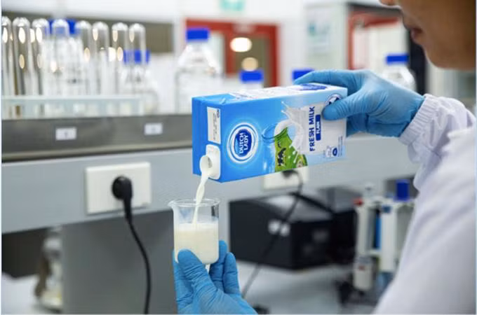 Suốt 145 năm qua, Cô Gái Hà Lan luôn nỗ lực không ngừng để nghiên cứu và phát triển các sản phẩm lành mạnh, giảm đường, muối và chất béo có hại cho sức khỏe.