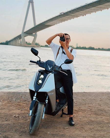 Hoàn Hảo - thí sinh đạt quán quân cuộc thi “Không đi xa thì ta đi gần" của VinFast