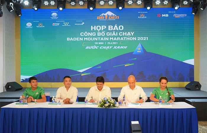 Họp báo Giải chạy BaDen Mountain Marathon 2021