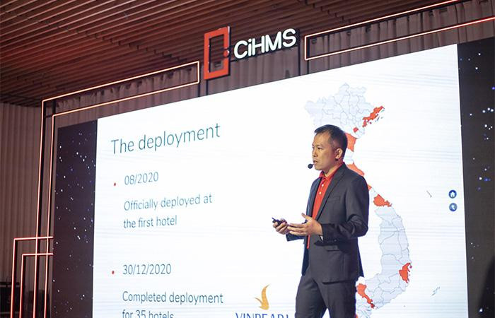 Ông Nguyễn Văn Hoàng - Tổng Giám đốc Công ty TNHH sản xuất và kinh doanh phần mềm VinHMS phát biểu tại sự kiện Ông Nguyễn Văn Hoàng - Tổng Giám đốc Công ty TNHH sản xuất và kinh doanh phần mềm VinHMS phát biểu tại sự kiện