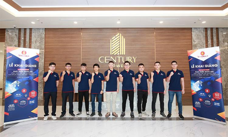 Đội ngũ học viên khóa 1 – Chương trình đào tạo kỹ sư AI Vingroup trong lễ khai giảng Đội ngũ học viên khóa 1 – Chương trình đào tạo kỹ sư AI Vingroup trong lễ khai giảng