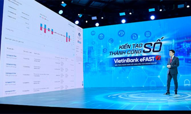 Ông Lê Duy Hải - Phó Tổng Giám đốc VietinBank giới thiệu các tính năng ưu việt của “Trợ lý tài chính số”