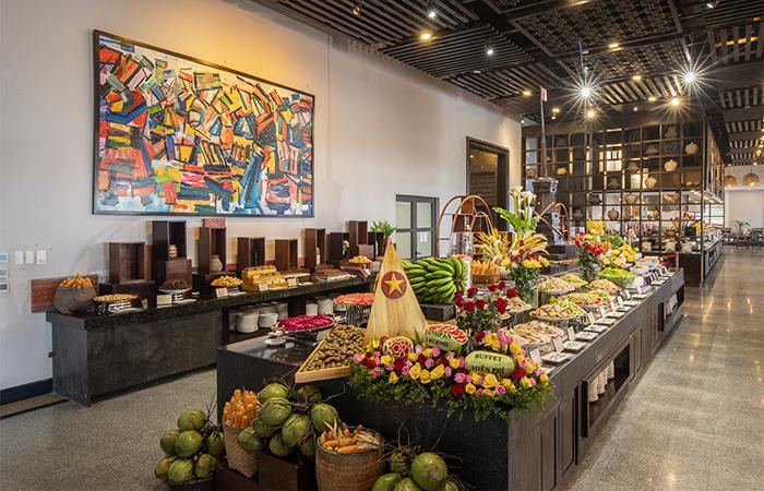 Nhà hàng buffet Vân Sam tại Sun World Fansipan Legend với rất nhiều món ăn hấp dẫn