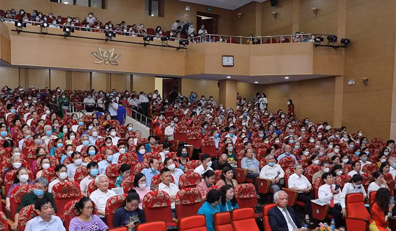 Người cao tuổi hào hứng đến tham dự ngày hội “Sống khỏe, sống thanh xuân” do Vinamilk tổ chức Người cao tuổi hào hứng đến tham dự ngày hội “Sống khỏe, sống thanh xuân” do Vinamilk tổ chức