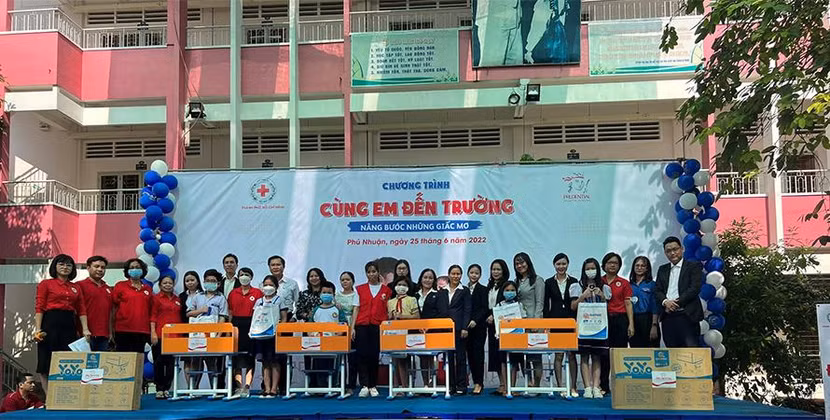 Chương trình Cùng em đến trường – Nâng bước ước mơ được tổ chức tại Phú Nhuận Chương trình Cùng em đến trường – Nâng bước ước mơ được tổ chức tại Phú Nhuận