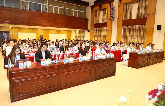 Với các kiến thức chăm sóc sức khỏe hữu ích, Hội thảo “Sữa, sản phẩm sữa với tăng cường sức khỏe, phòng chống dịch bệnh Covid-19 tại Việt Nam” đã thu hút đông đảo người tham dự.