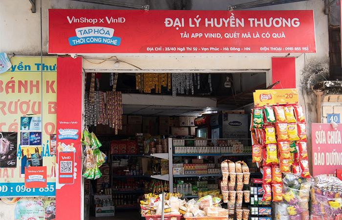 Tạp hóa truyền thống vẫn là kênh mua sắm chủ yếu của người tiêu dùng Việt Nam. Tạp hóa truyền thống vẫn là kênh mua sắm chủ yếu của người tiêu dùng Việt Nam.