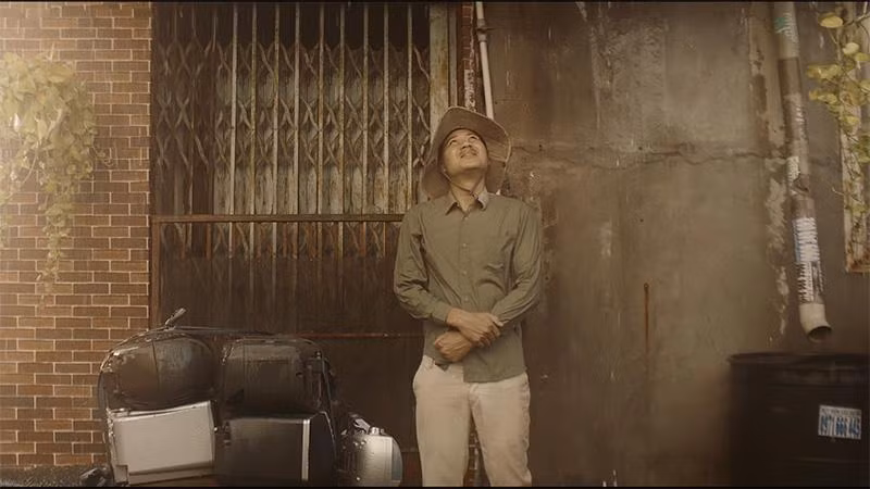 Cha mẹ suốt một đời vất vả, gian lao đánh đổi cả sức khỏe để nuôi dưỡng ước mơ cho con.