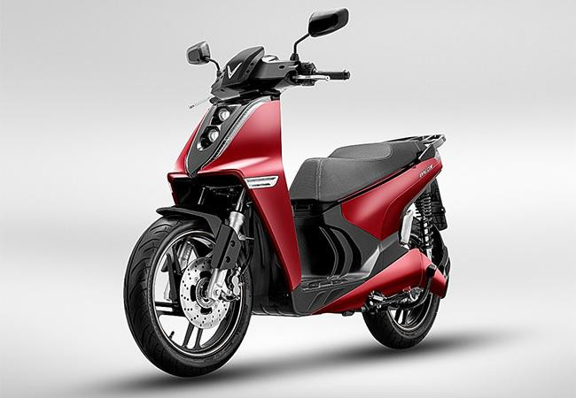 Theon là dòng xe máy điện đại diện cho tốc độ, sự sáng tạo, phát triển không ngừng của VinFast.