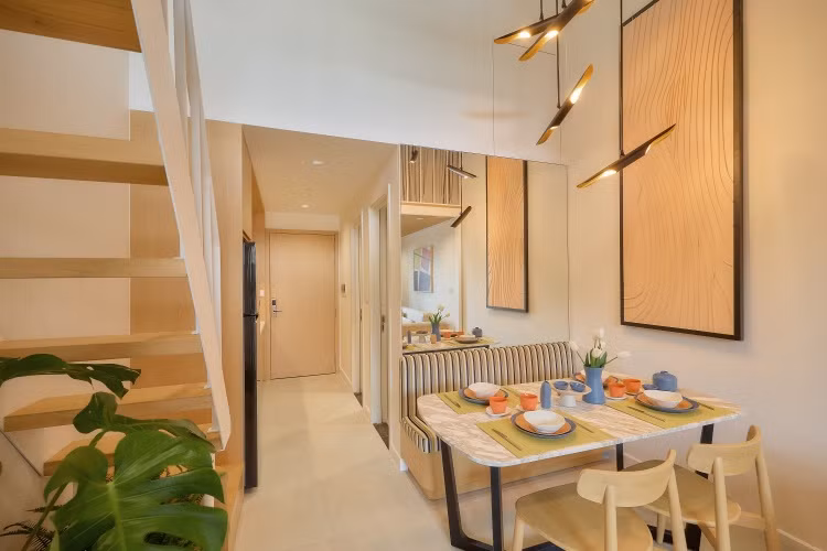 Nhà mẫu căn hộ 45m2 với trần cao lên gần 5m, cùng thiết kế tối ưu, phù hợp cho gia đình 4-6 người