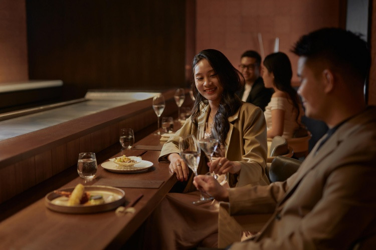 Ẩm thực Giáng sinh thượng hạng tại Hibana by Koki