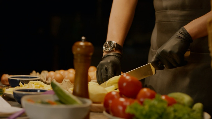 Đầu bếp là một trong những nghề cần sự tập trung cao độ và áp lực cực lớn