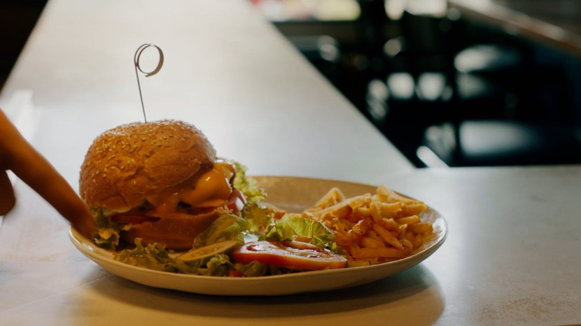 Mỗi ngày là một cơ hội để các đầu bếp trẻ học hỏi kỹ năng, phát triển bản thân, trở thành phiên bản tốt hơn của chính mình