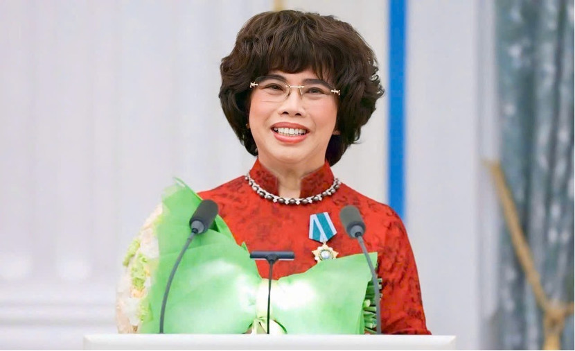 Bà Thái Hương phát biểu chia sẻ niềm vui và tự hào sau khi nhận Huân chương Hữu nghị của Nhà nước Liên bang Nga. Bà Thái Hương phát biểu chia sẻ niềm vui và tự hào sau khi nhận Huân chương Hữu nghị của Nhà nước Liên bang Nga.