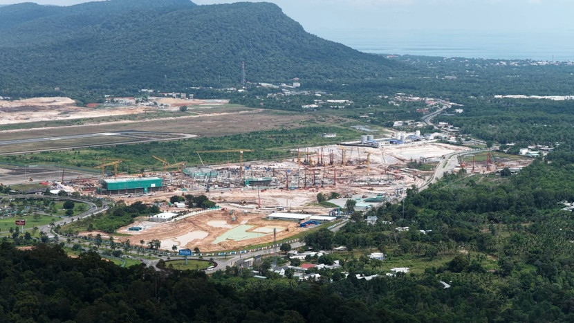 Cảng hàng không Phú Quốc đang cấp tập thi công. Ảnh: Sun Group