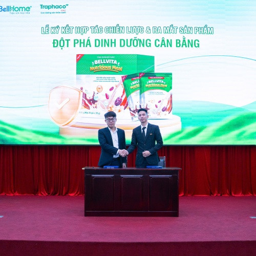 Ông Nguyễn Văn Quyền - Tổng Giám đốc BellHome và ông Lê Quân - Trưởng Văn phòng giao dịch Traphaco CNC bắt tay đánh dấu hợp tác chiến lược Ông Nguyễn Văn Quyền - Tổng Giám đốc BellHome và ông Lê Quân - Trưởng Văn phòng giao dịch Traphaco CNC bắt tay đánh dấu hợp tác chiến lược