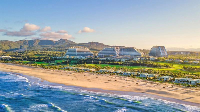 FLC Eo Gio Sun Bay hưởng lợi từ quần thể 5 sao FLC Quy Nhơn