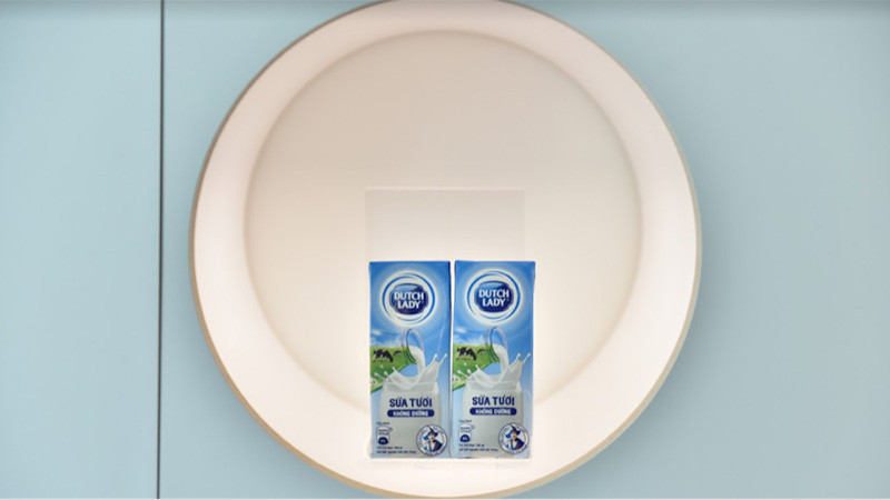 Mỗi hộp sữa tươi đạt chuẩn “dinh dưỡng cân bằng” mẹ chọn nên hạn chế lượng đường, muối và chất béo bão hòa để cải thiện sức khỏe dinh dưỡng theo khuyến cáo của Tổ chức Y tế thế giới WHO