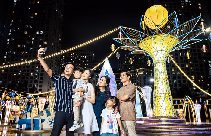 Trung thu đến Vincom đã trở thành “truyền thống” đối với nhiều bạn trẻ và các gia đình