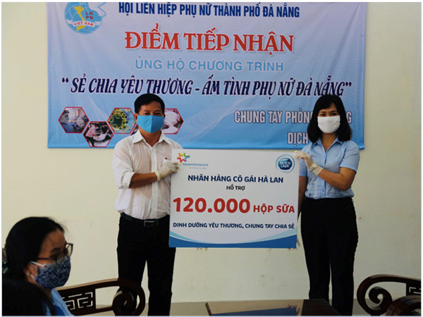 Hội liên hiệp phụ nữ Đà Nẵng đánh giá cao sự quan tâm, hỗ trợ cộng đồng của Cô Gái Hà Lan trong công tác đẩy lùi dịch Covid-19