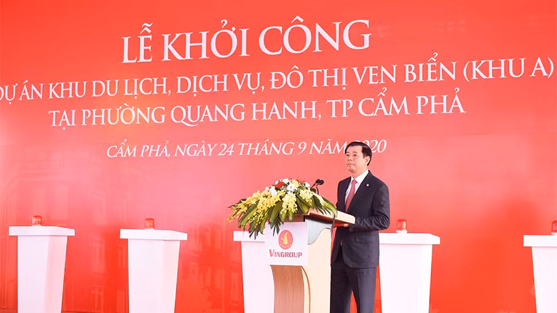 Ông Nguyễn Việt Quang - Phó Chủ tịch kiêm Tổng giám đốc Tập đoàn Vingroup khẳng định Quảng Ninh là một trong những địa bàn đầu tư trọng điểm của Tập đoàn Vingroup Ông Nguyễn Việt Quang - Phó Chủ tịch kiêm Tổng giám đốc Tập đoàn Vingroup khẳng định Quảng Ninh là một trong những địa bàn đầu tư trọng điểm của Tập đoàn Vingroup