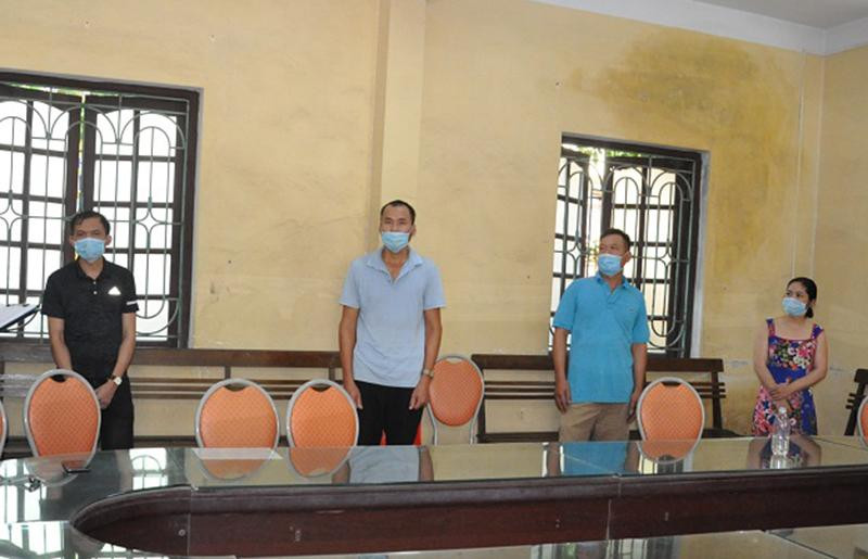 4 đối tượng bị CATP Hải Dương bắt quả tang về hành vi đánh bạc 4 đối tượng bị CATP Hải Dương bắt quả tang về hành vi đánh bạc