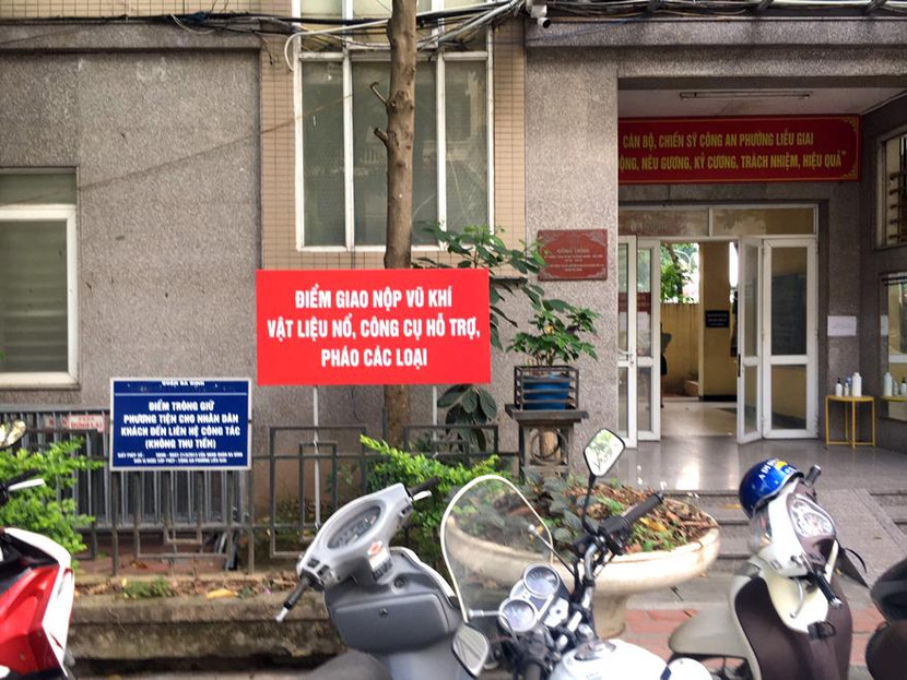 Một trong những điểm thu hồi vũ khí, vật liệu nổ và công cụ hỗ trợ của Công an phường Liễu Giai Một trong những điểm thu hồi vũ khí, vật liệu nổ và công cụ hỗ trợ của Công an phường Liễu Giai