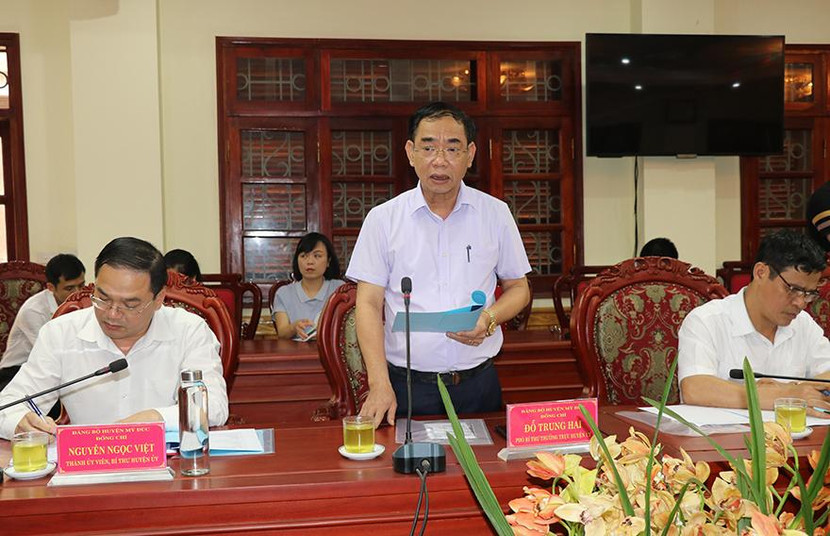 Đồng chí Đỗ Trung Hai, Phó Bí thư Thường trực Huyện uỷ Mỹ Đức báo cáo công tác chuẩn bị bầu cử đại biểu Quốc hội khoá XV và đại biểu HĐND các cấp nhiệm kỳ 2021-2026 Đồng chí Đỗ Trung Hai, Phó Bí thư Thường trực Huyện uỷ Mỹ Đức báo cáo công tác chuẩn bị bầu cử đại biểu Quốc hội khoá XV và đại biểu HĐND các cấp nhiệm kỳ 2021-2026