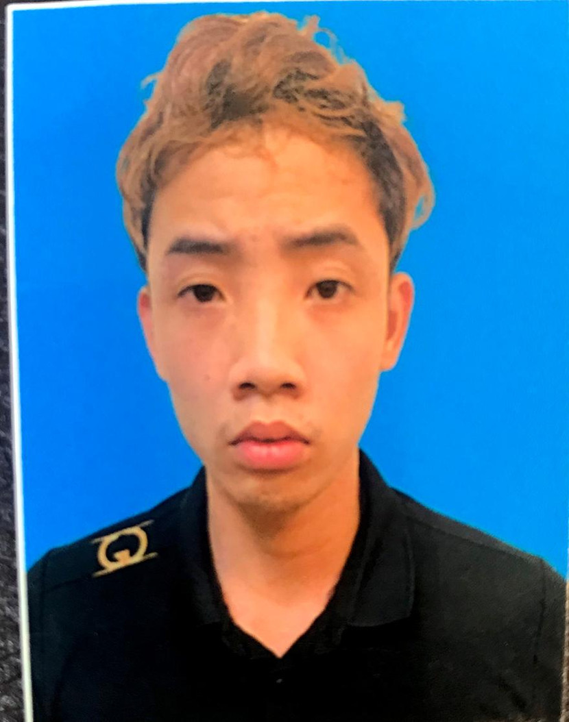 Đối tượng Nguyễn Việt Hùng cầm đầu tụ điểm mua bán số lô, đề bị lực lượng Công an huyện Ba Vì bắt giữ