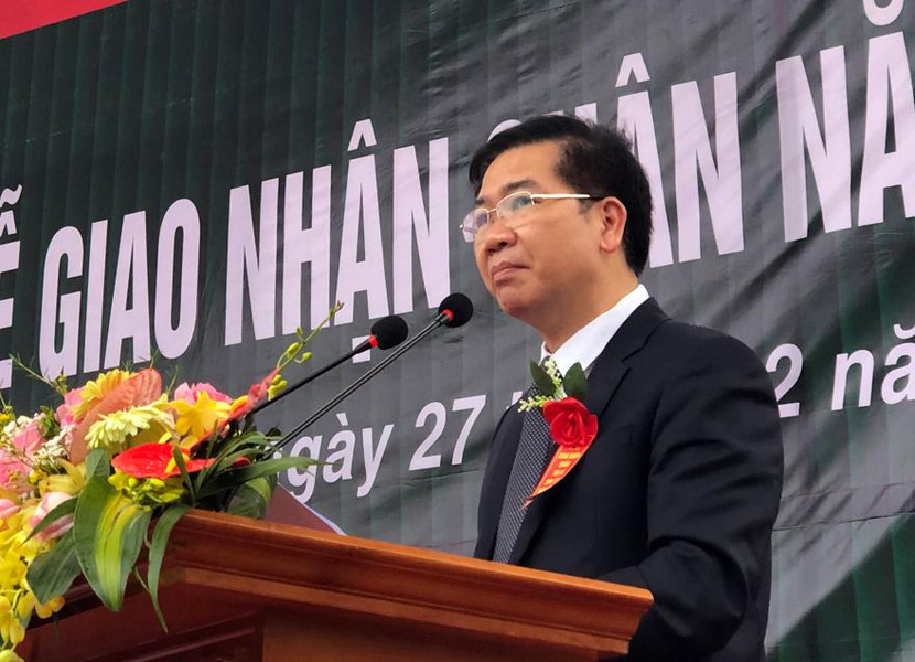 Đồng chí Nguyễn Huy Khánh, Phó Bí thư Thị ủy, Chủ tịch UBND, Chủ tịch Hội đồng nghĩa vụ quân sự thị xã Sơn Tây dự và chủ trì buổi lễ