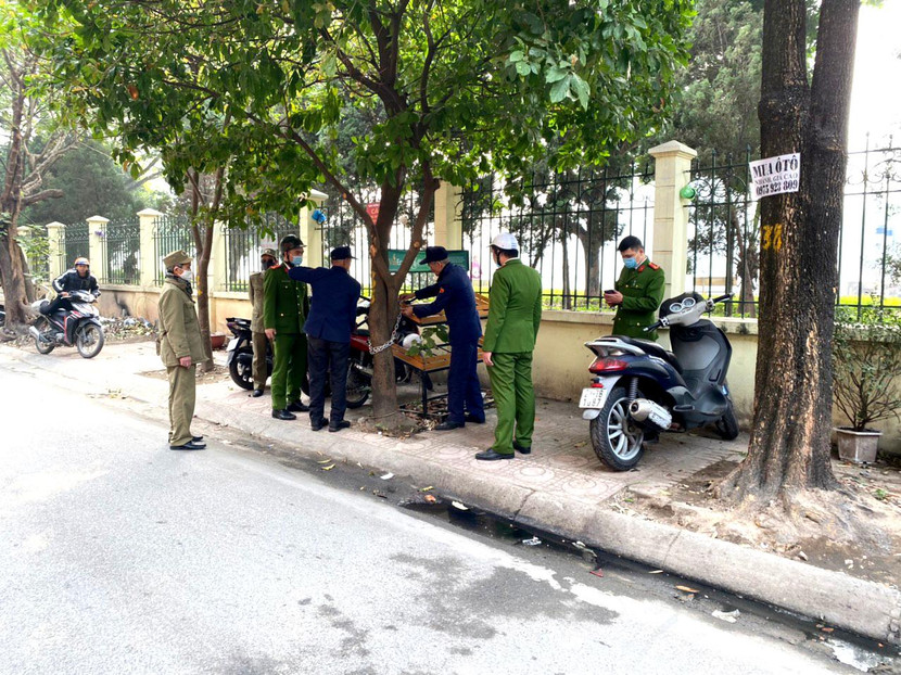 Công tác giải quyết TTATGT, TTĐT, VSMT tạo cảnh quan xanh, sạch, đẹp phục vụ Đại hội Đảng là một trong những nhiệm vụ trọng tâm quan trọng của Đảng bộ và nhân dân phường Thành Công