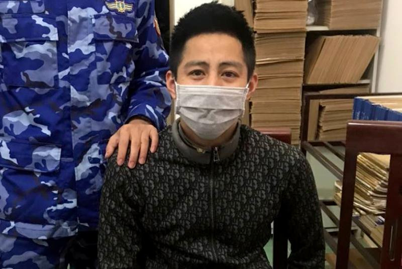 Đối tượng Ngô Sỹ Luật bị lực lượng Đoàn Đặc nhiệm PCTP ma túy số 2 (Cảnh sát biển Việt Nam) phối hợp với cơ quan chức năng bắt giữ Đối tượng Ngô Sỹ Luật bị lực lượng Đoàn Đặc nhiệm PCTP ma túy số 2 (Cảnh sát biển Việt Nam) phối hợp với cơ quan chức năng bắt giữ