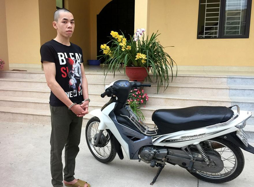 Đối tượng Hà Ánh Dương cùng tang vật