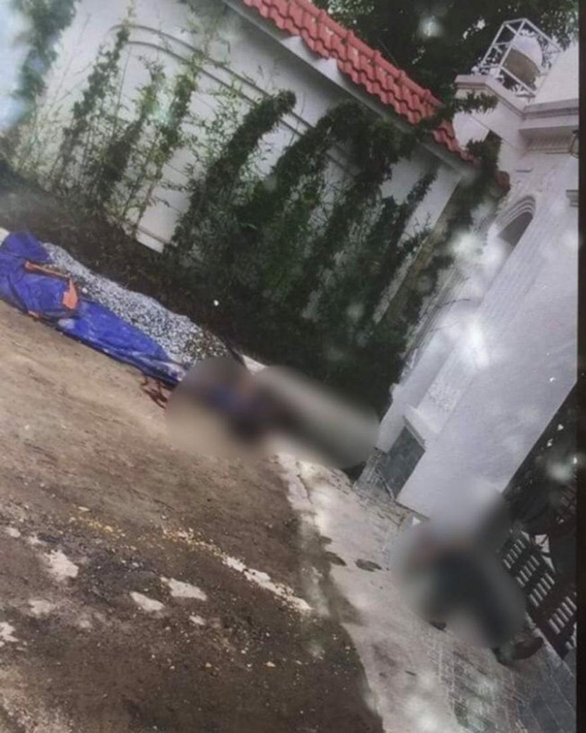 Hiện trường 2 người đàn ông tử vong sau nhiều tiếng súng nở từ nhà ông P. Hiện trường 2 người đàn ông tử vong sau nhiều tiếng súng nở từ nhà ông P.