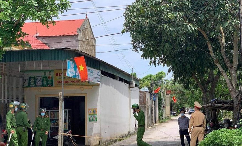 Hàng trăm CBCS Công an tỉnh Nghệ An được điều động đến hiện trường Hàng trăm CBCS Công an tỉnh Nghệ An được điều động đến hiện trường